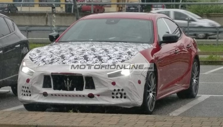 Maserati_Ghibli_2020